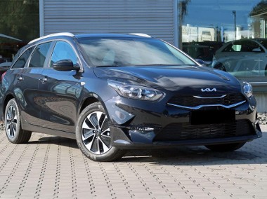 Kia Cee'd III 1.5 T-GDI M DCT 1.5 T-GDI M DCT 140KM-1