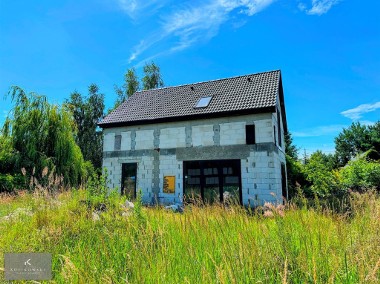 Na sprzedaż dom z widokiem na zalew w Michalicach.-1