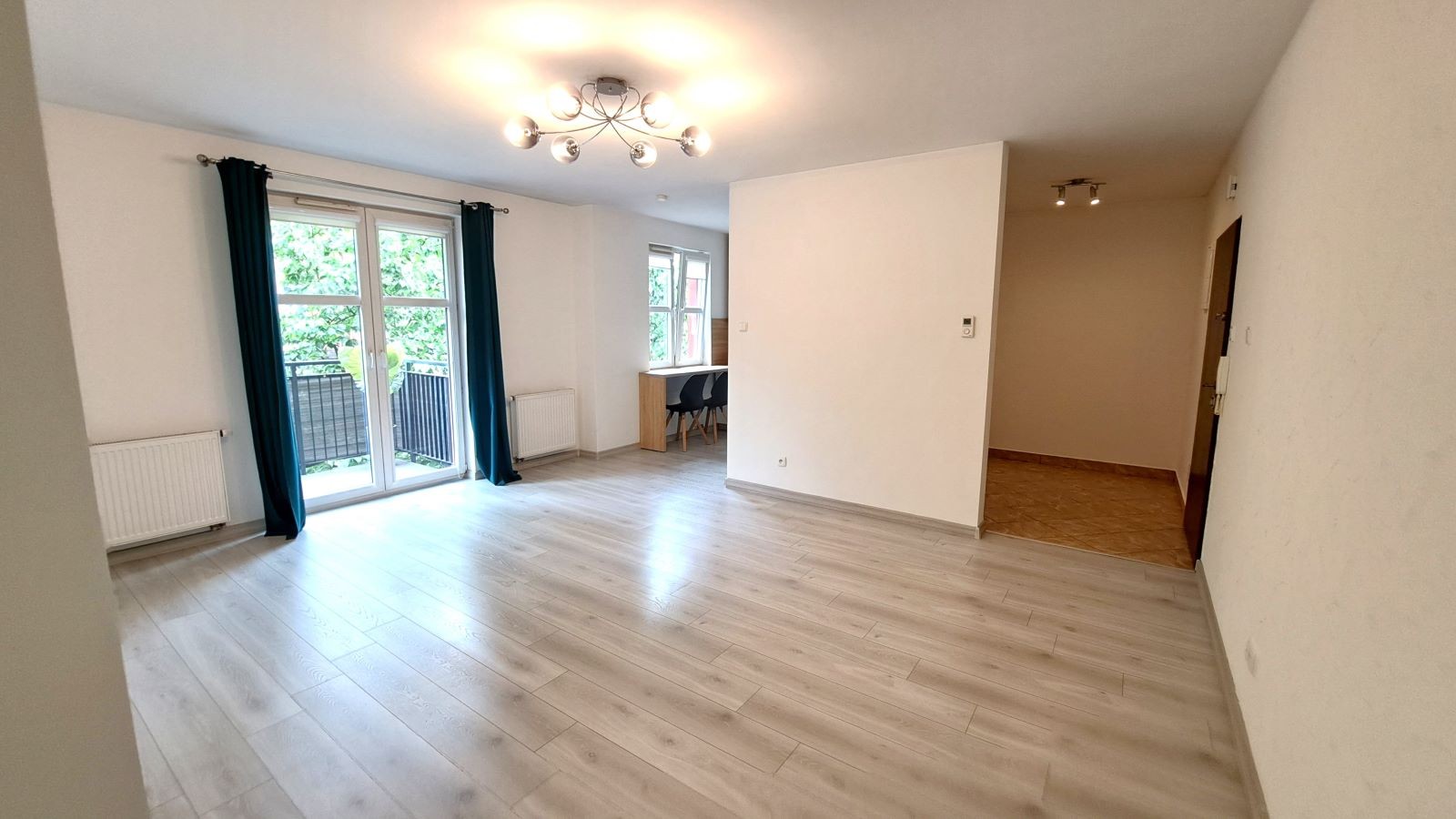 Słoneczne, ciepłe mieszkanie 50 m2, parking, balkon, piwnica, w nowe budownictwo