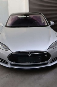 Tesla Model S-2