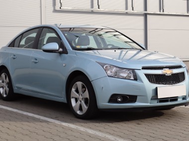 Chevrolet Cruze , GAZ, Navi, Klimatronic, Tempomat, Parktronic,ALU-1