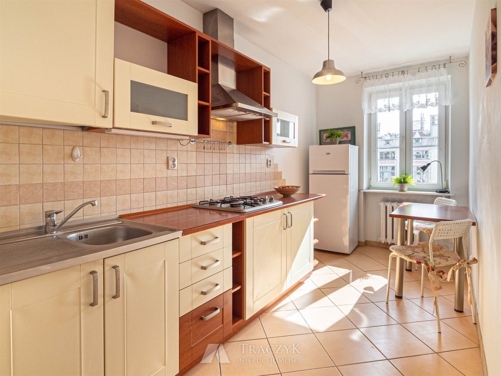 Oddzielna kuchnia_Balkon_Centrum - Widok 3