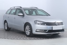 Volkswagen Passat B7 , Salon Polska, Klimatronic, Tempomat, Parktronic