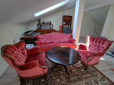 Komplet mebli antycznych: stół, sofa i dwa fotele-1