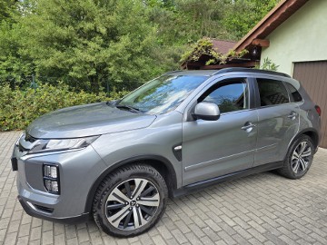Sprzedam super autko Mitsubishi ASX automat z napędem na 4 koła.
