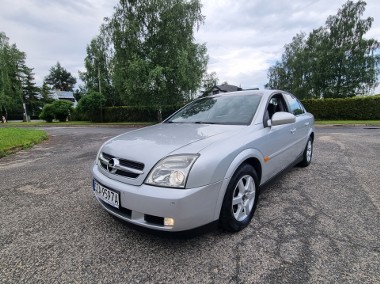 Elegance 1.8Benzyna zadbana duża kolorowa Navi-1