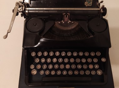 Maszyna do pisania Voss-1