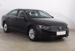 Volkswagen Passat B8 , Salon Polska, Automat, VAT 23%, Klimatronic, Tempomat,