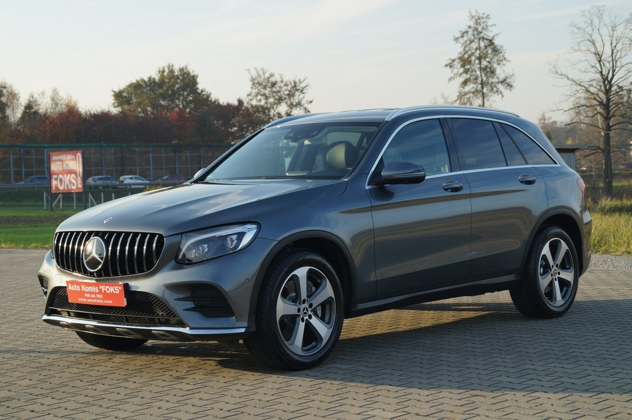 Mercedes-Benz Klasa GLC 4 Matic 211 km navi pół skóra kamery z Niemiec zadbany idealny