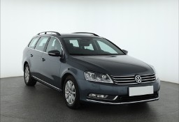 Volkswagen Passat B7 , Salon Polska, 1. Właściciel, Navi, Xenon, Bi-Xenon,