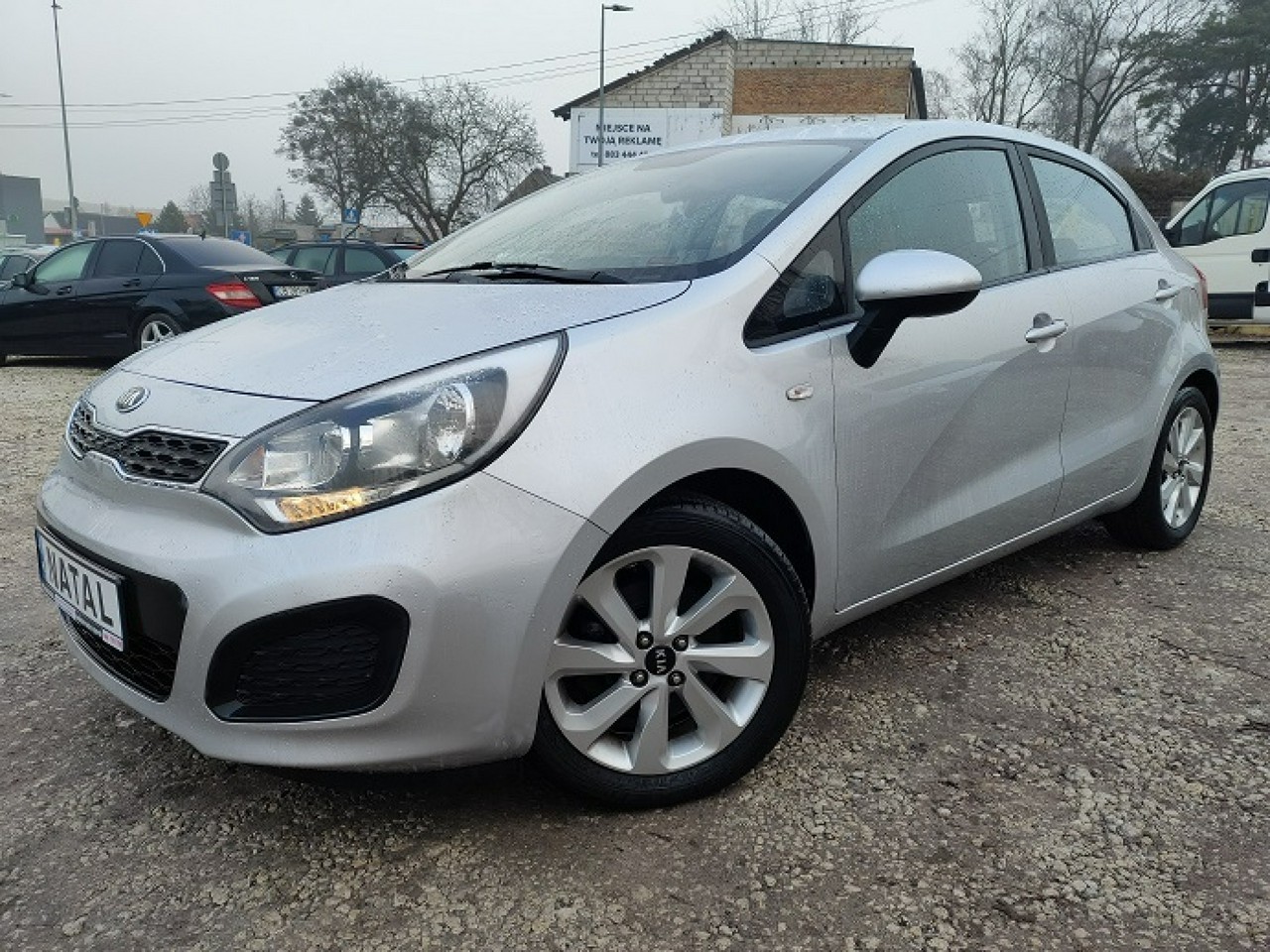 Kia Rio III Mały przebieg* Zadbany* 2 komplety koł