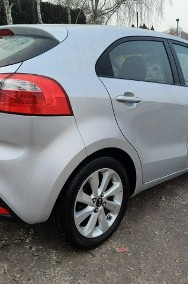 Kia Rio III Mały przebieg* Zadbany* 2 komplety koł-2