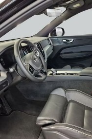 Volvo XC60 II Black Edition B5 AWD 4 Lata Fabrycznej Gwarancji Harman Kardon-2