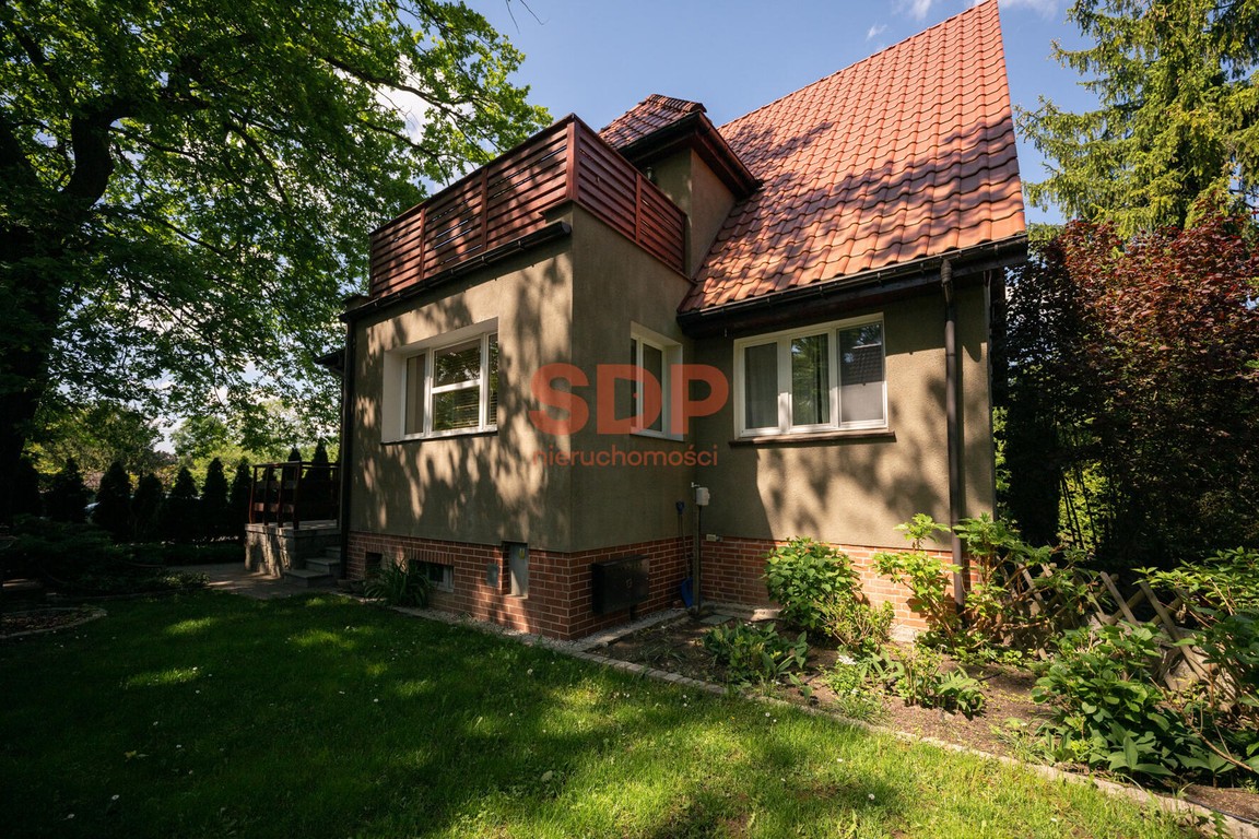 Klimatyczny dom w otoczeniu zieleni, Biskupin 240 m² / 803 m² - View 5