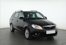 Skoda Fabia II , Automat, Klimatronic, Tempomat, Podgrzewane siedzienia,ALU