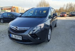 Opel Zafira C 1.4 Turbo Nawigacja ,Xenony Serwis opłacona