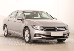 Volkswagen Passat B8 , Salon Polska, 1. Właściciel, VAT 23%, Navi, Klimatronic,