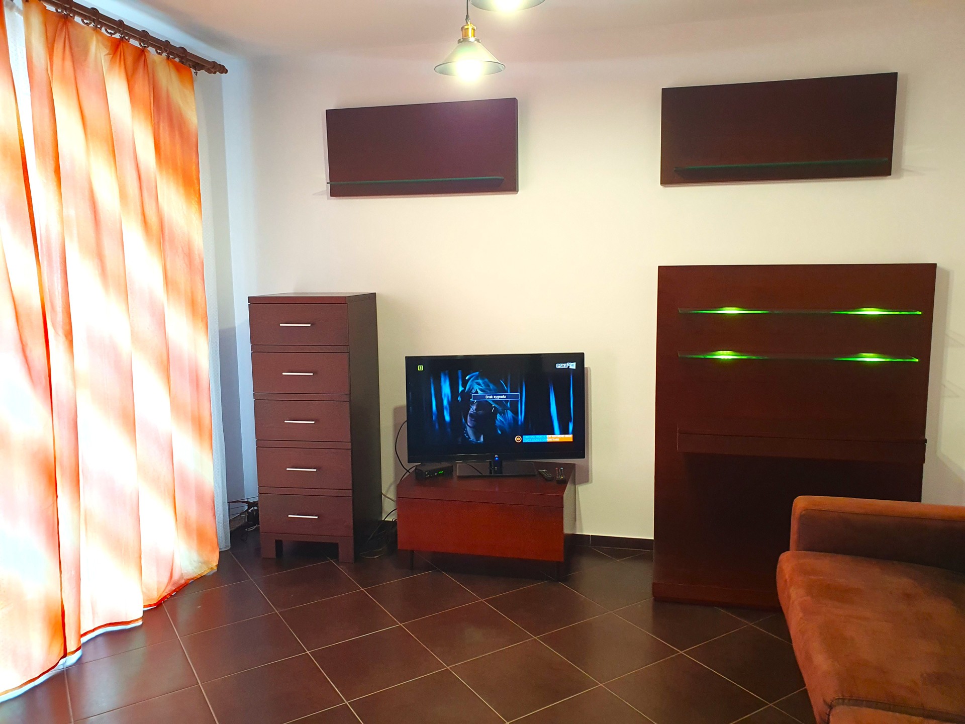 Do wynajęcia mieszkanie 40 m², dwa pokoje, Tychy oś. Cztery Pory Roku - Widok 3