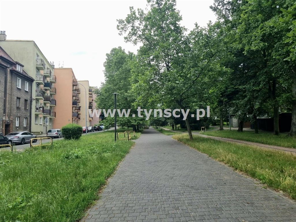 M3 Grottgera w bloku z balkonem i c.o. - Widok 3