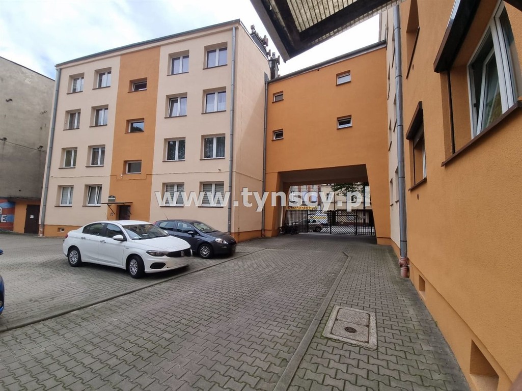 M3 Grottgera w bloku z balkonem i c.o. - Widok 4