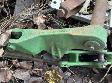 John Deere 6120 6320 6520 6620 6820 6920 Ramię podnośnika prawe Wał Wahliwy L166977 L168344-1