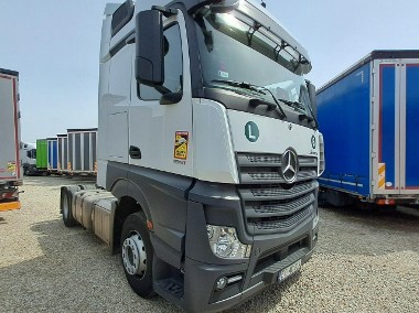 Mercedes-Benz actros-1