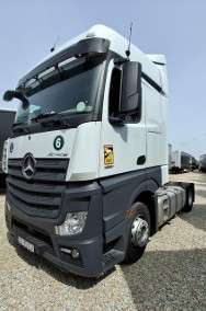 Mercedes-Benz actros-2