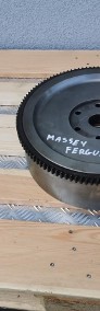 Massey Ferguson serii 5400 {Koło zamachowe}-3
