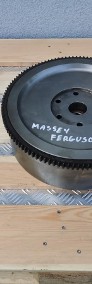 Massey Ferguson serii 5400 {Koło zamachowe}-4