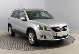 Volkswagen Tiguan , Xenon, Klima, Tempomat, Parktronic, Podgrzewane siedzienia,