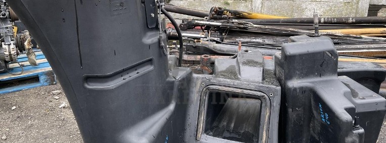 CLAAS -zbiornik paliwa Claas Arion 640-1