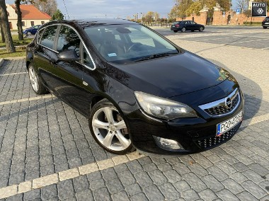 Opel Astra J Opel Astra Zarejestrowany Klimatronic dwustrefowy-1