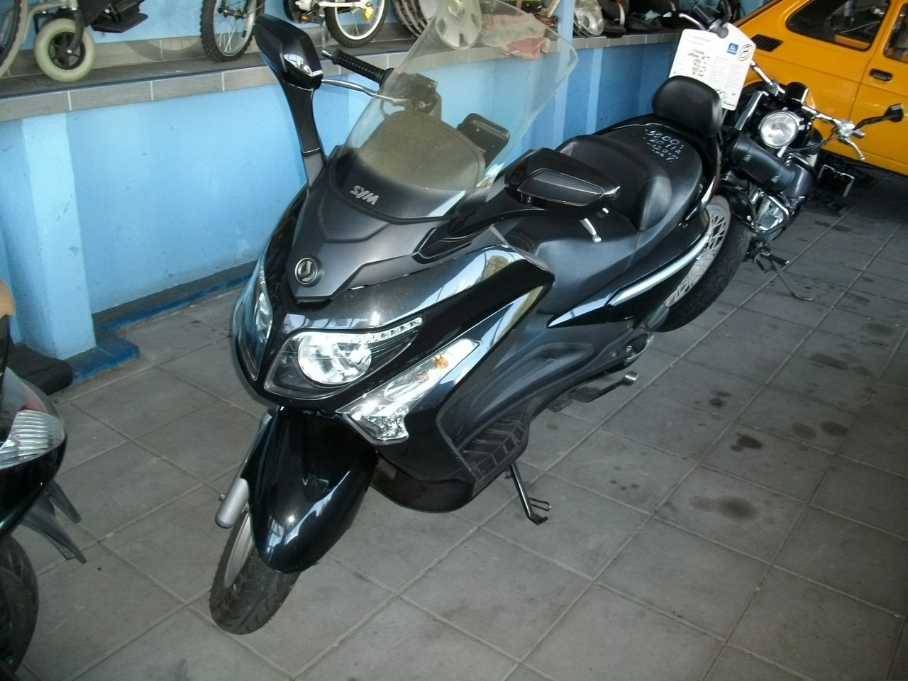 SYM Sym GTS