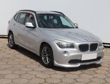 BMW X1 I (E84) , 177 KM, Skóra, Klimatronic, Tempomat, Parktronic