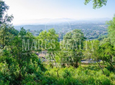 Duża działka o powierzchni 873 m2, Montbarbat

Duża...-1