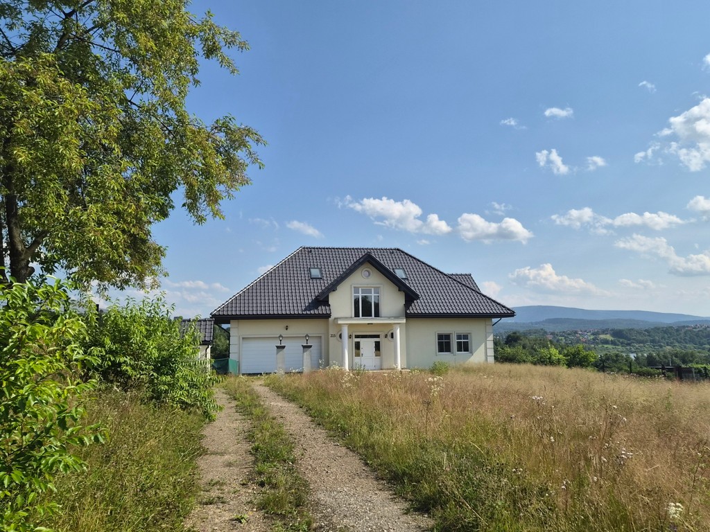 Stojowice - przestronny dom z widokiem na jezioro i góry