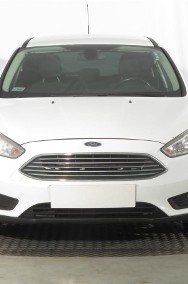 Ford Focus III , Salon Polska, Klima, Tempomat, Podgrzewane siedzienia-2