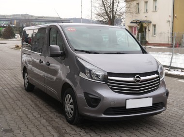 Opel Vivaro , L2H1, VAT 23%, 9 Miejsc-1