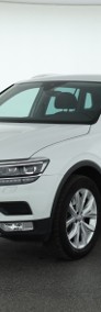 Volkswagen Tiguan , Salon Polska, Serwis ASO, DSG, VAT 23%, Navi, Klimatronic,-3