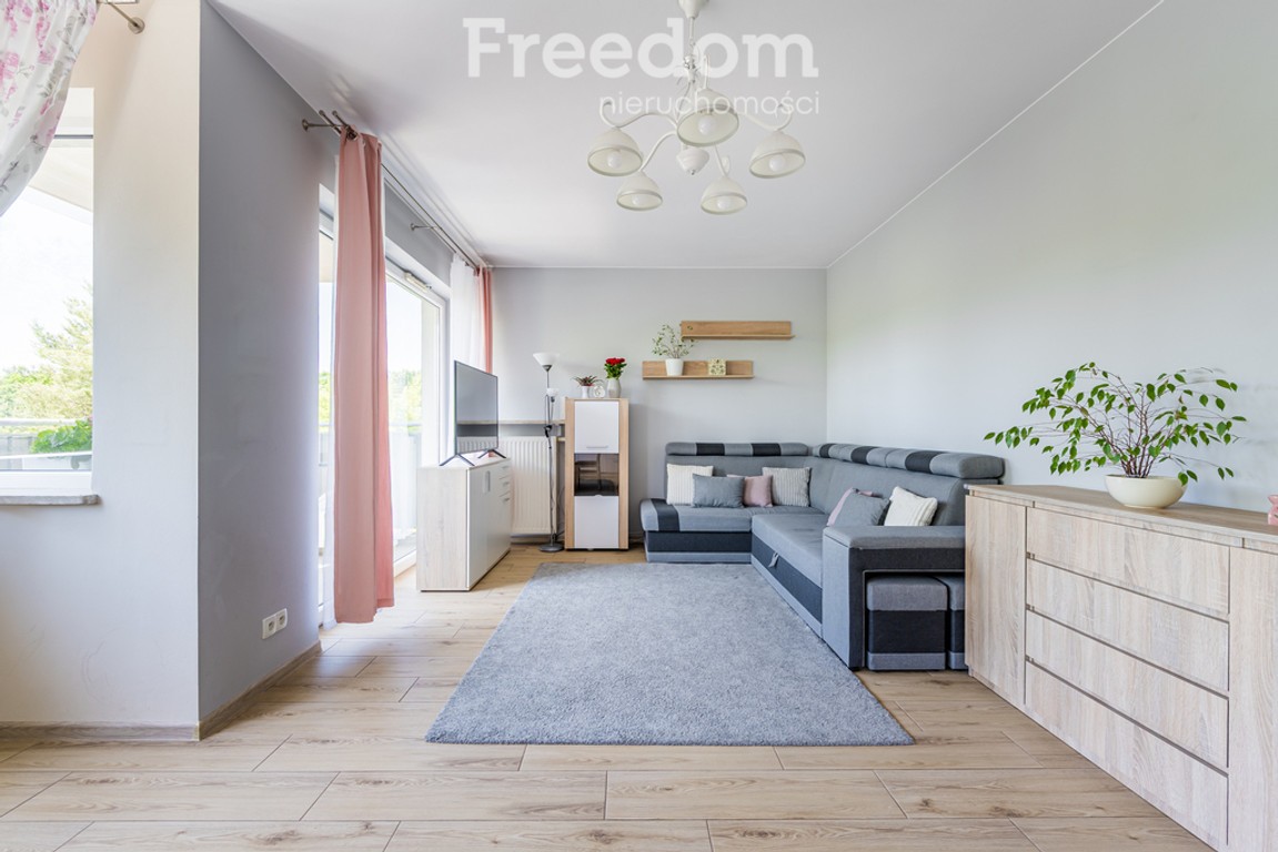 Słoneczne 3 pokoje (62,74 m²) z dużym balkonem - Widok 3