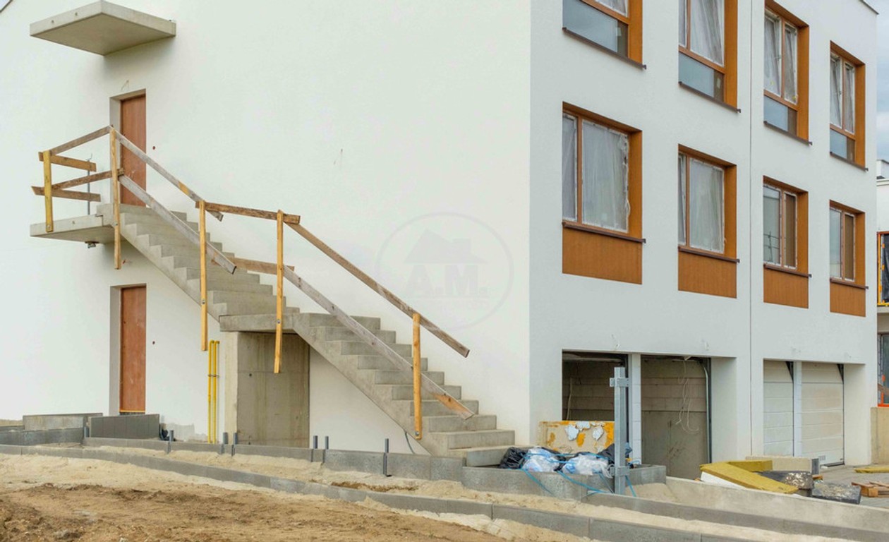 Teraz klimatyzacja gratis|3 pokoje|garaż - Więcej