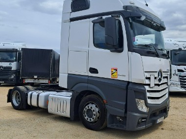 Mercedes-Benz Actros-1