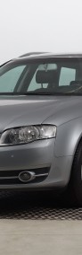 Audi A4 III (B7) , Klimatronic, Tempomat, Parktronic, Podgrzewane siedzienia,-3