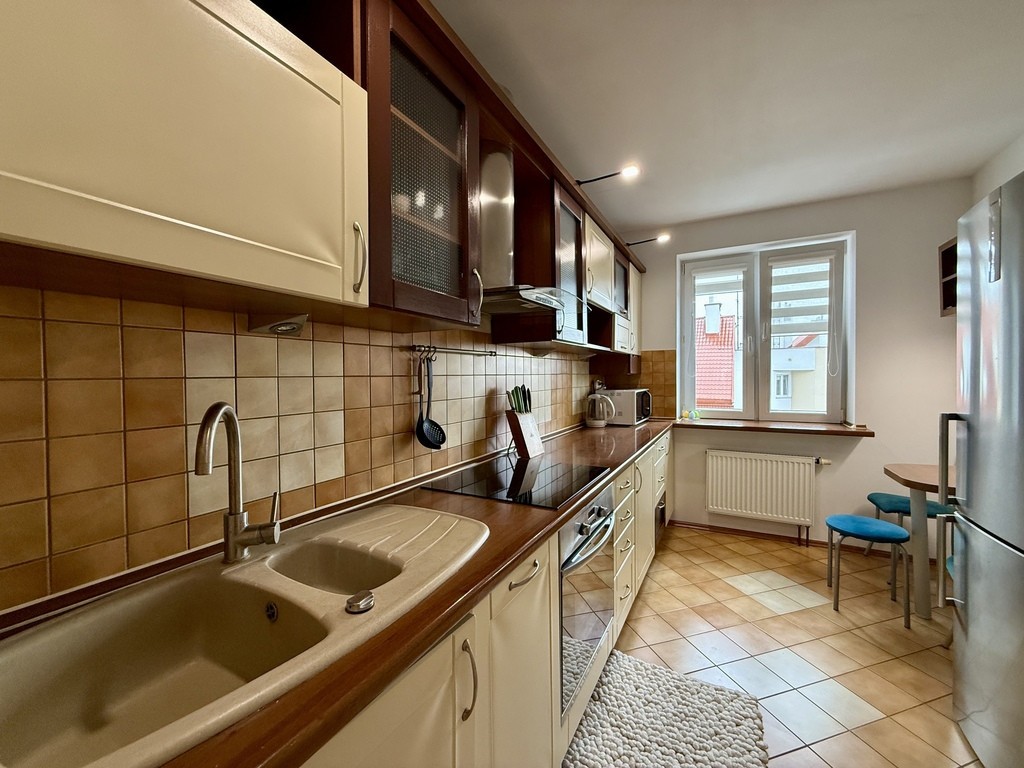 ul. Nazimka! 59 m² 2 pokoje i osobna kuchnia! - Widok 2