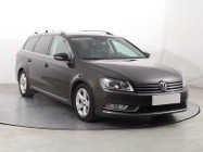 Volkswagen Passat B7 , Xenon, Klimatronic, Tempomat, Parktronic,