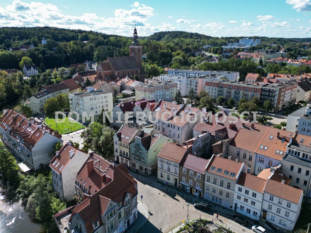 Kamienica w samym centrum Lidzbarka Warmińskiego - More