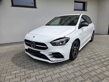 Mercedes-Benz Klasa B W247 3-1