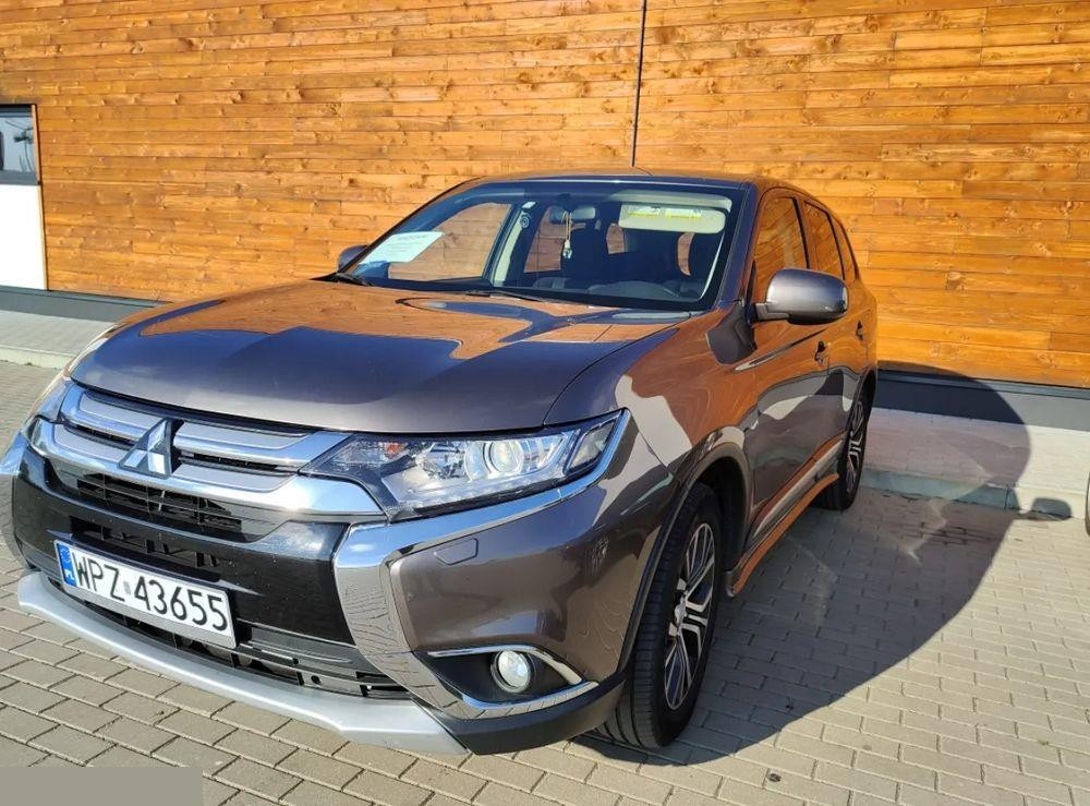 Mitsubishi Outlander III 2.4 benzyna+ LPG 170KM 2017r 7 osobowy!