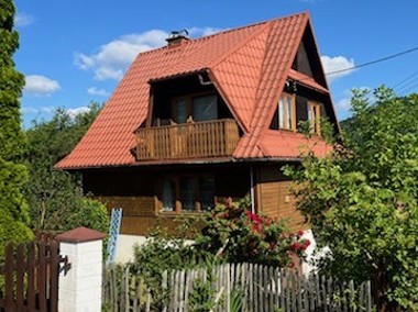 Całoroczny dom drewniany w Zawoi-1