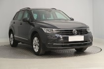 Volkswagen Tiguan , Salon Polska, Serwis ASO, DSG, VAT 23%, Klimatronic,
